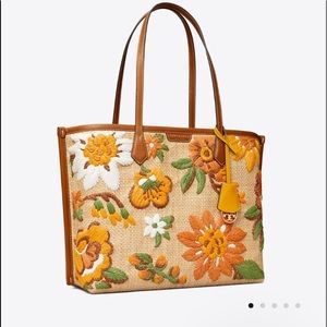 👜Tory Burch perry triple compartment tote👜